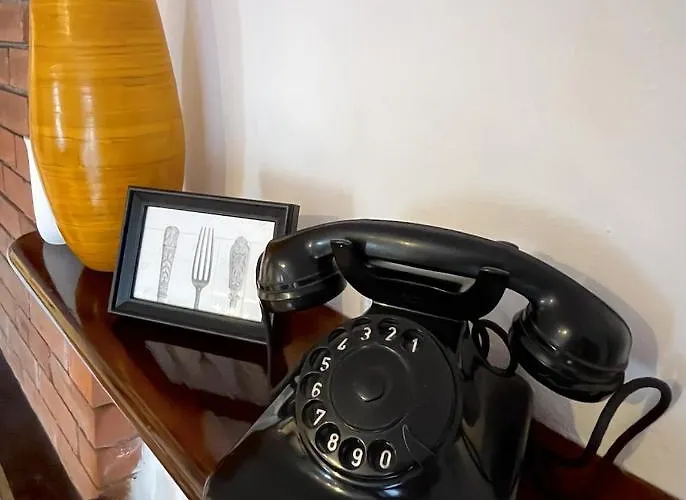 Como, Jacuzzi And Private Pool 블레비오