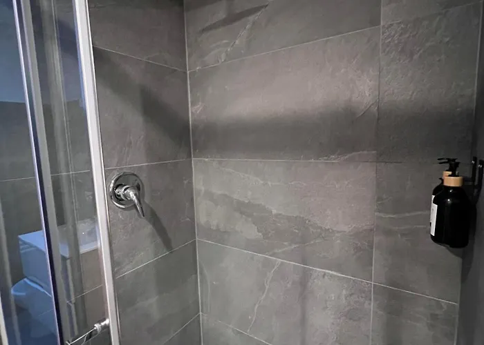 Como, Jacuzzi And Private Pool