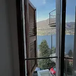 Como, Jacuzzi And Private Pool Holiday home *