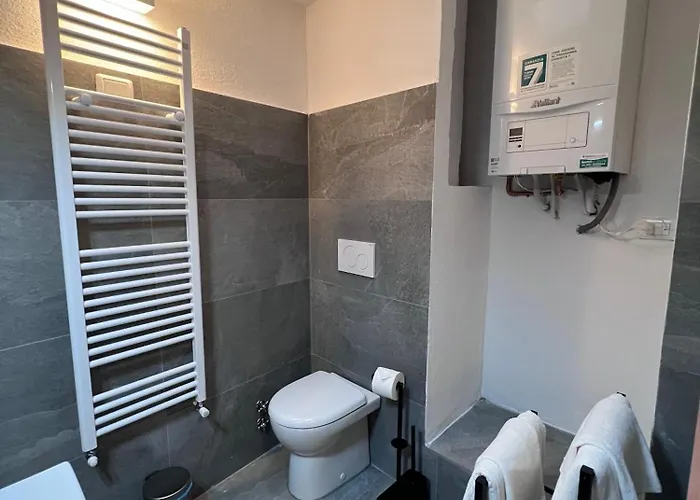 Como, Jacuzzi And Private Pool *